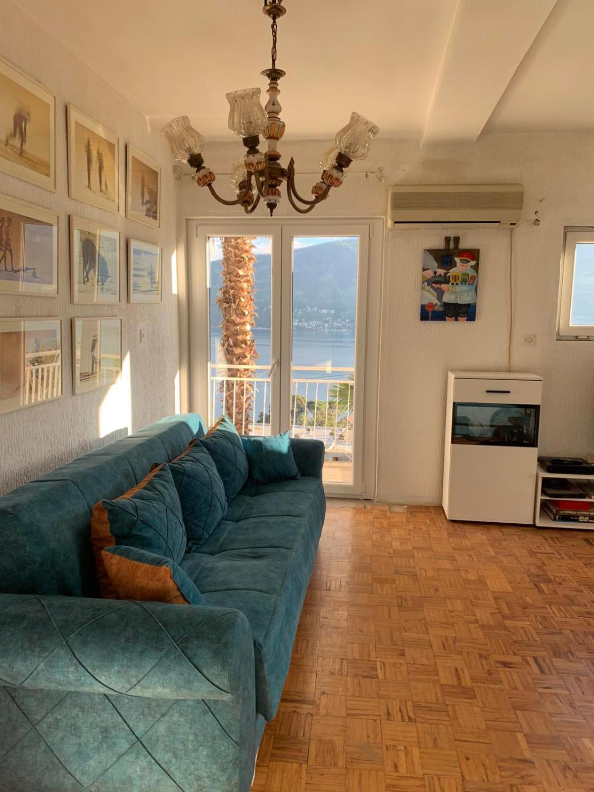 Apartments Maya Herceg Novi Ngoại thất bức ảnh